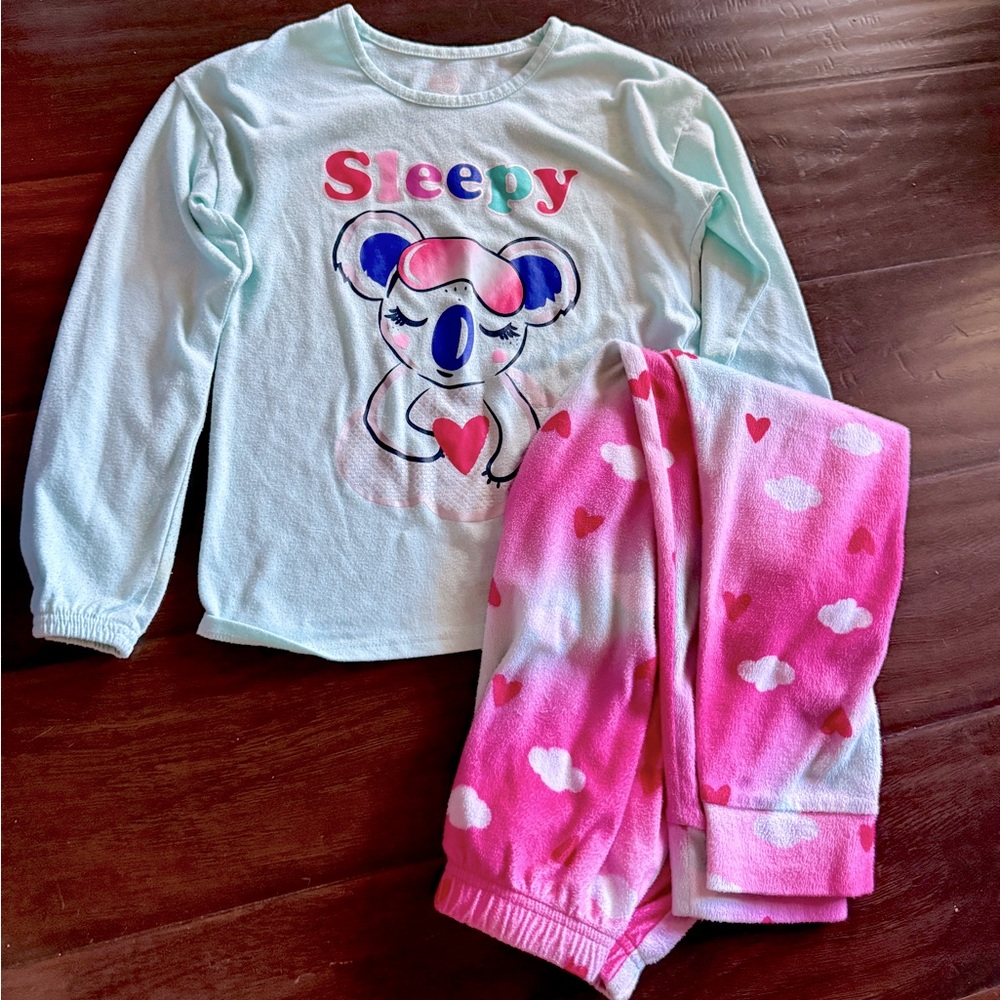 Girls pajamas